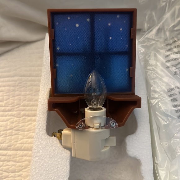 Elf on the Shelf nightlight in box Scout Elf night time sky in window Xmas nice - Picture 13 of 16